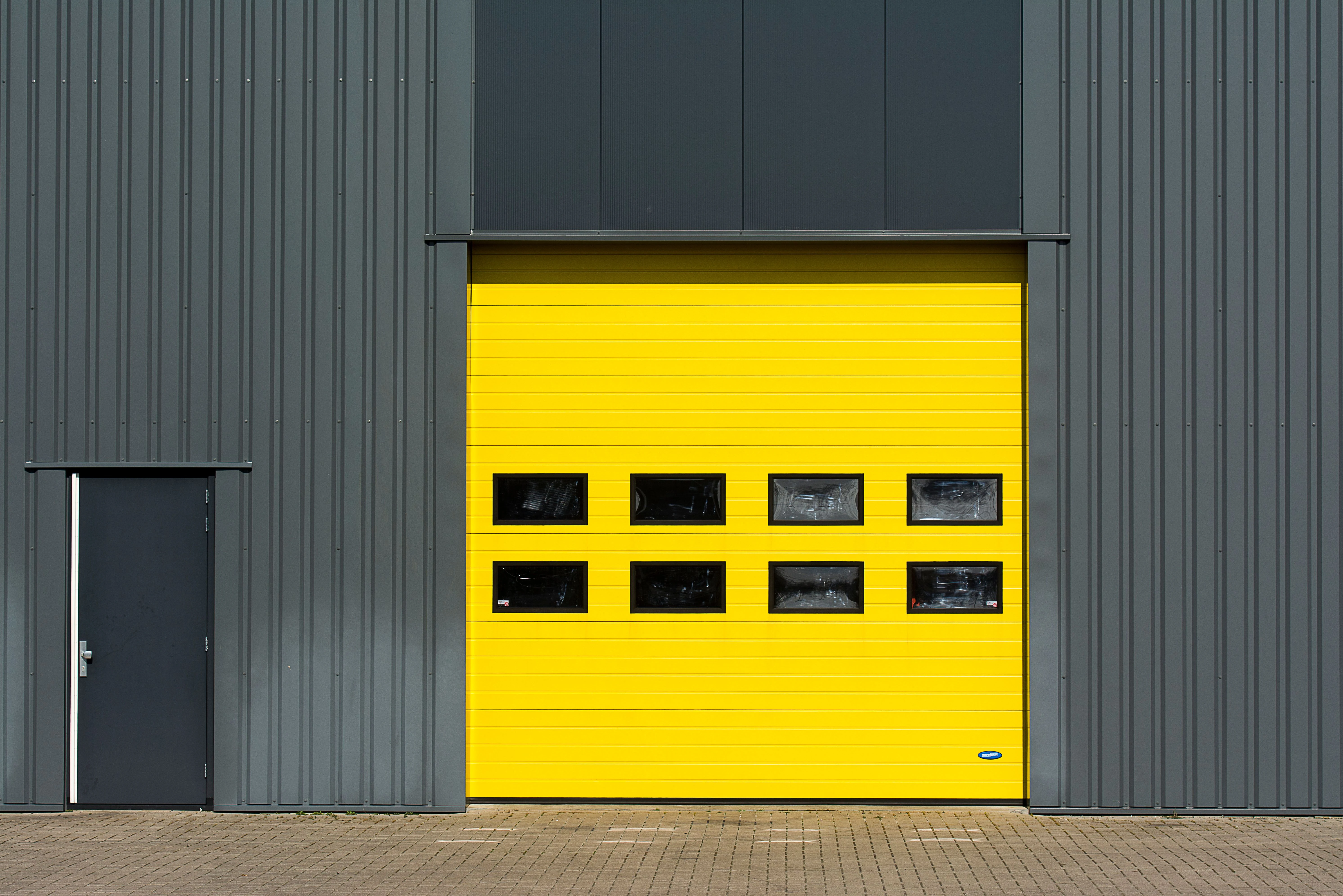 Residential garage door in Frisco